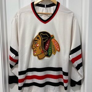Vintage Chicago Blackhawks NHL hockey jersey men’s size medium 1980s